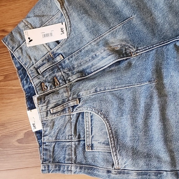 Lee High-rise Pleated Slouch Wide Leg jean - Picture 9 of 14